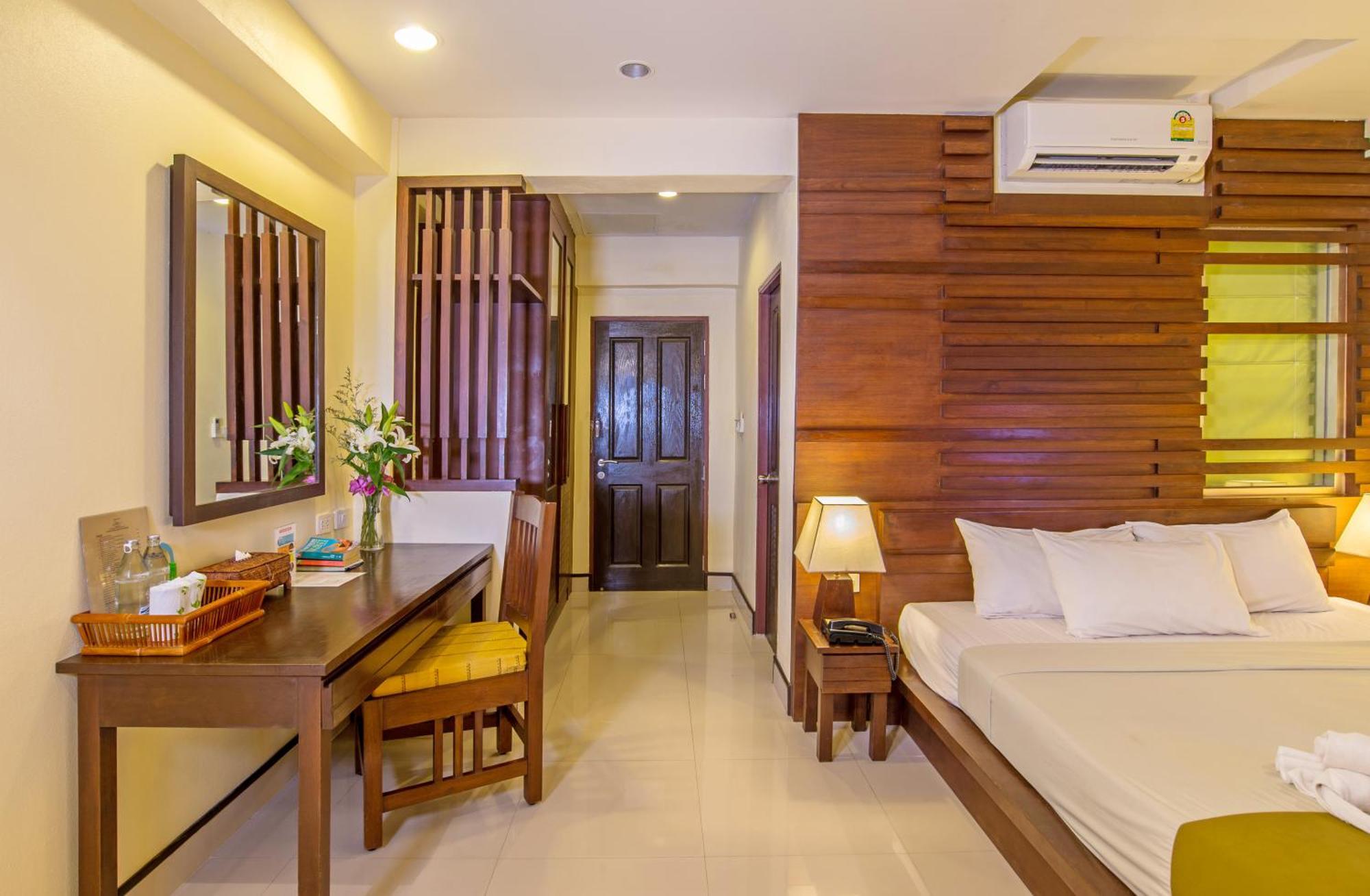 Lanta Pura Beach Resort-Sha Extra Plus Koh Lanta Exterior photo