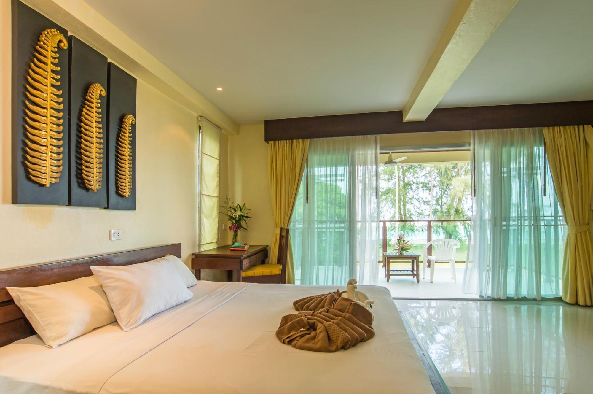 Lanta Pura Beach Resort-Sha Extra Plus Koh Lanta Exterior photo