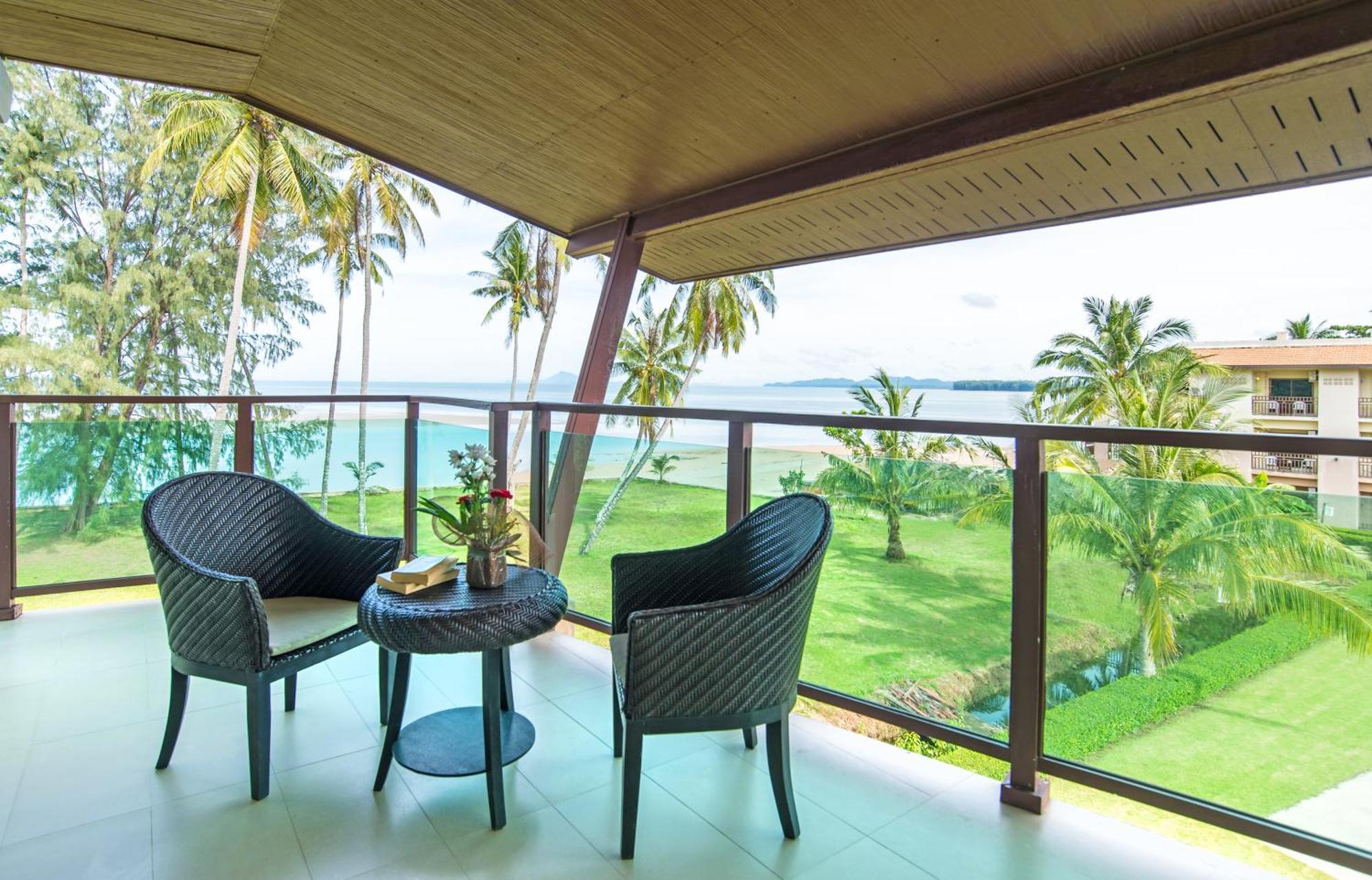 Lanta Pura Beach Resort-Sha Extra Plus Koh Lanta Exterior photo