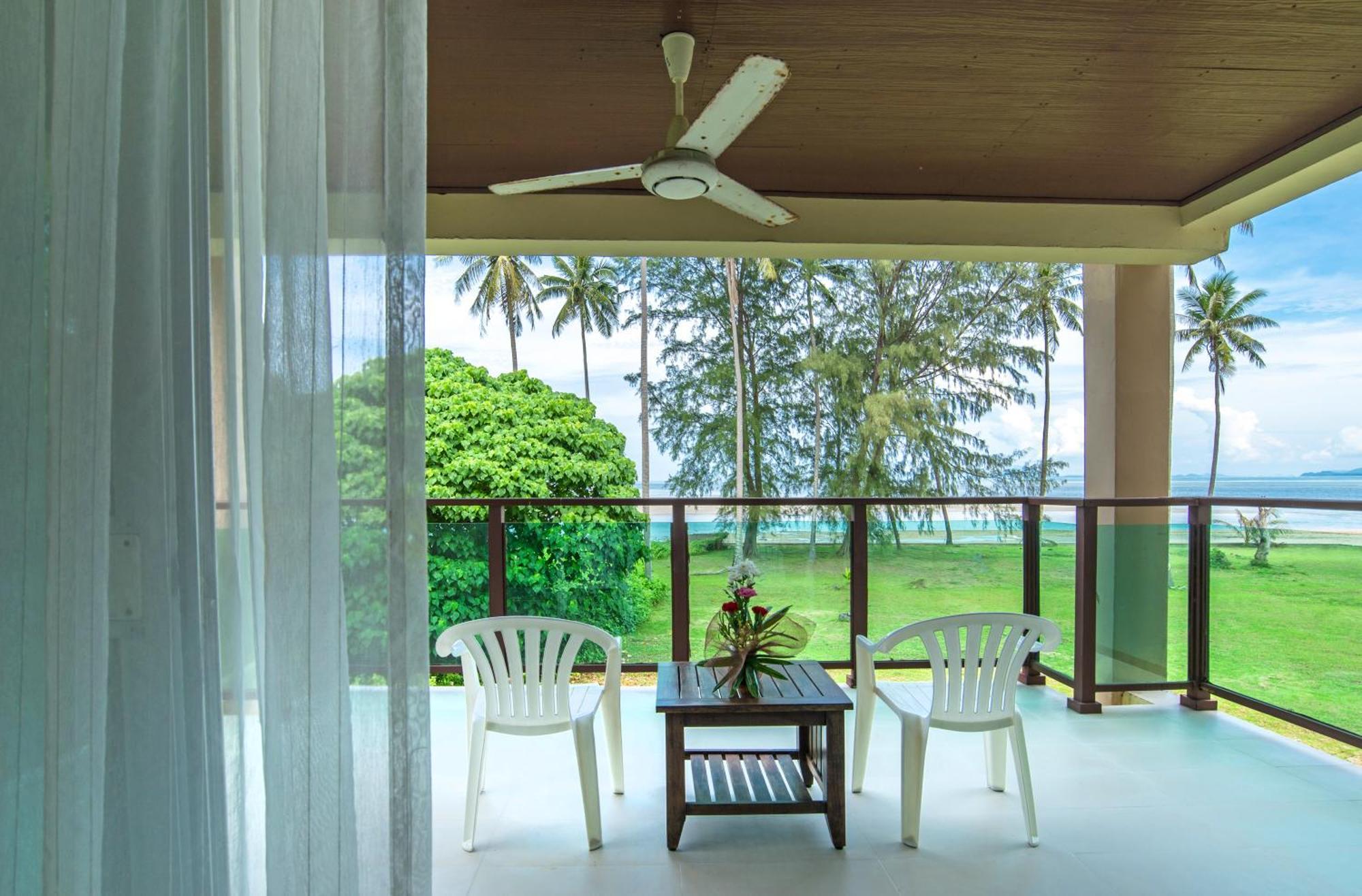 Lanta Pura Beach Resort-Sha Extra Plus Koh Lanta Room photo