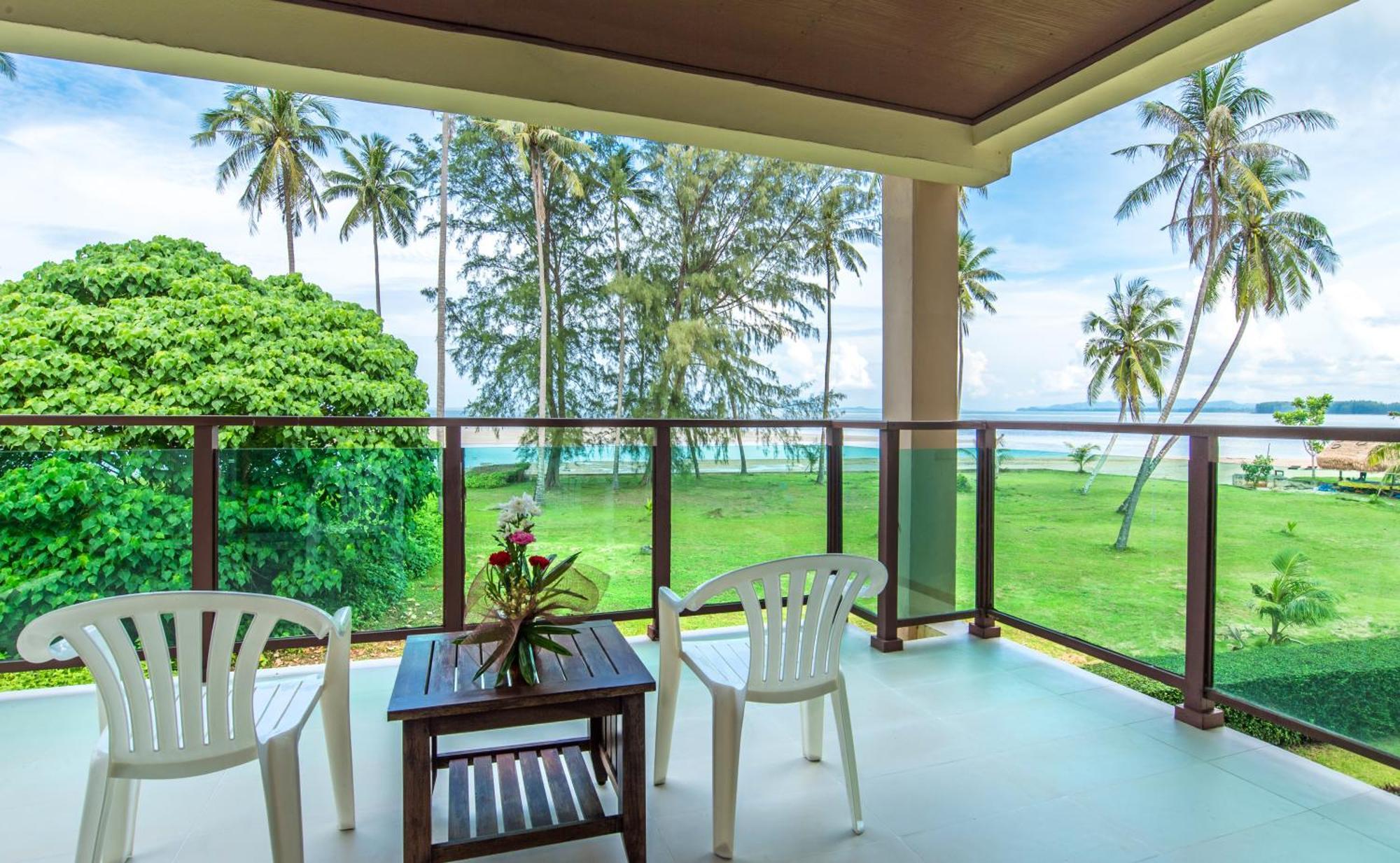 Lanta Pura Beach Resort-Sha Extra Plus Koh Lanta Room photo